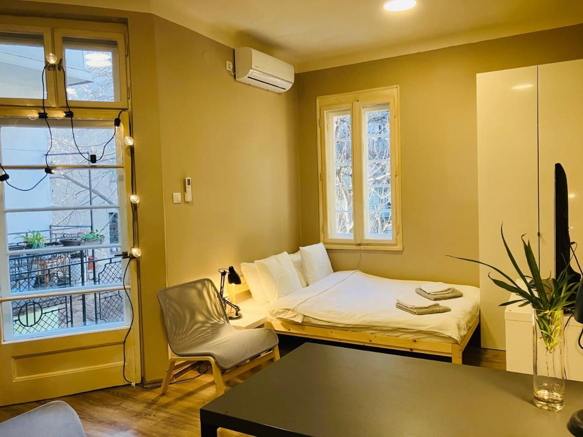 Salon Studio Savamala Sajmiste Ngoại thất bức ảnh