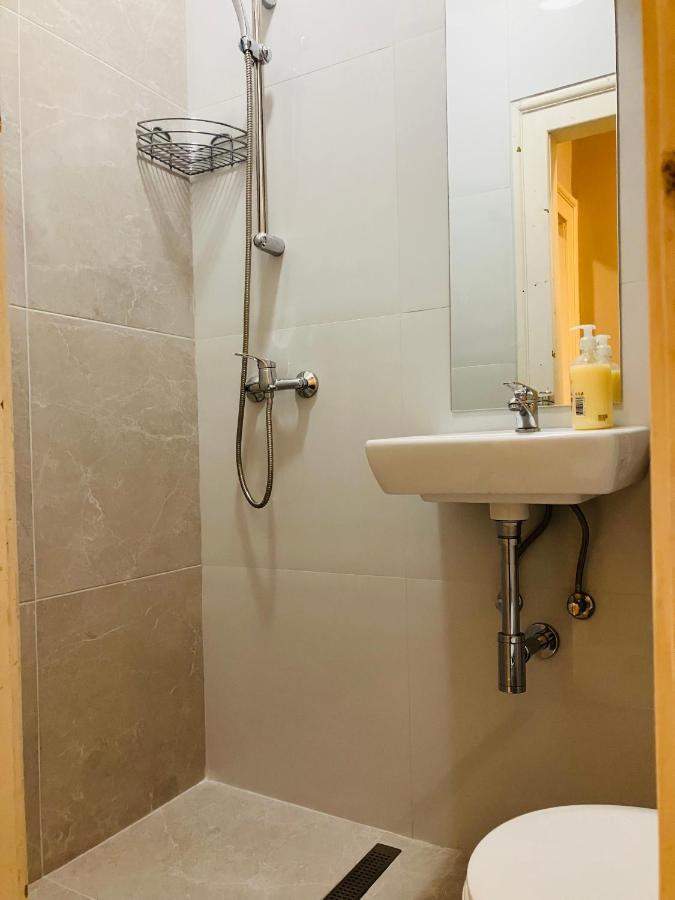 Salon Studio Savamala Sajmiste Ngoại thất bức ảnh