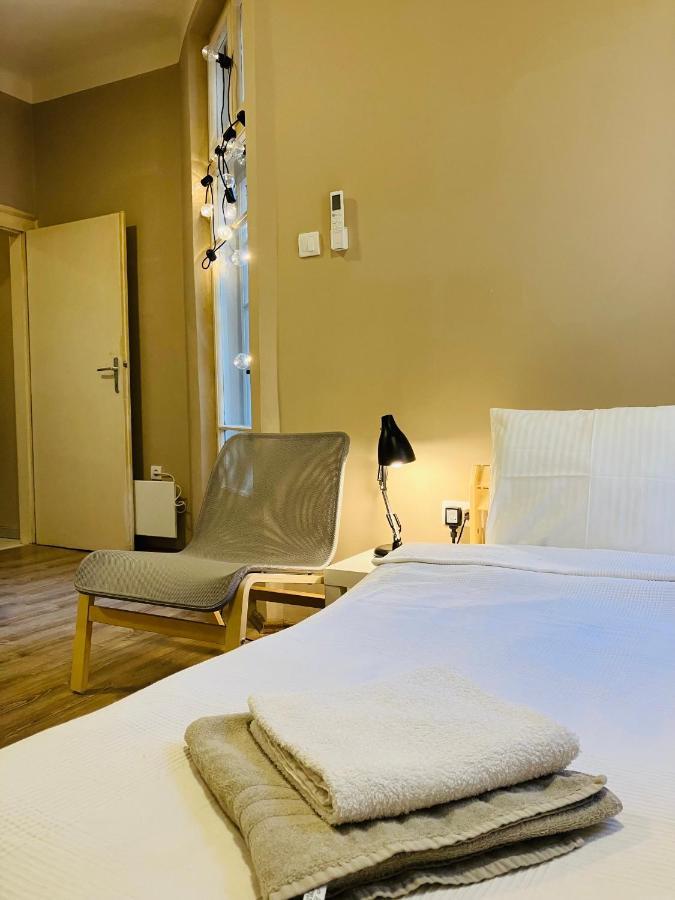 Salon Studio Savamala Sajmiste Ngoại thất bức ảnh
